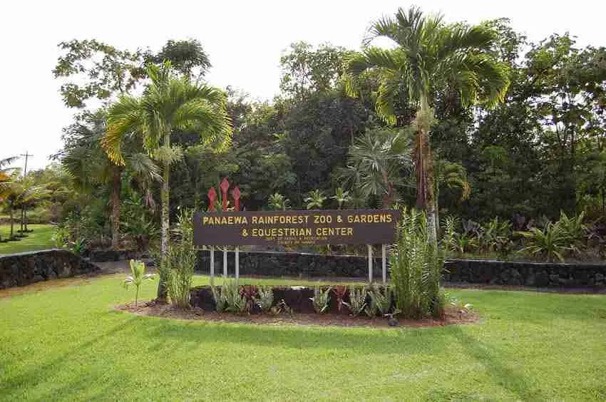 Panaʻewa Zoo entrance